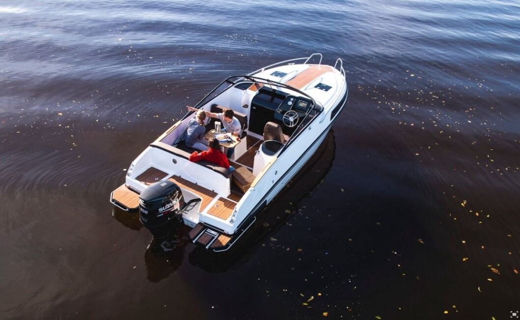 FACELIFT: OceanMaster 680 DC har blitt mer praktisk etter en oppjustering av modellen. FACELIFT: OceanMaster 680 DC har blitt mer praktisk etter en oppjustering av modellen.