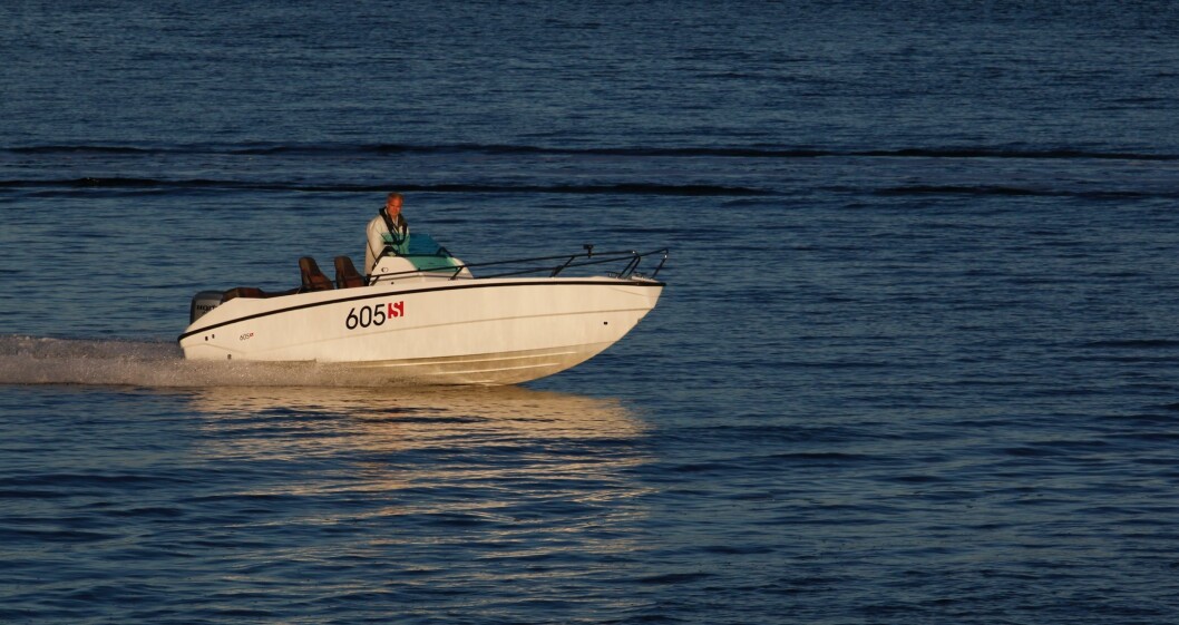100HK: Oceanmaster med 100 hester er en prisgunstig kjøremaskin som også er snill på drivstofforbruket. 100HK: Oceanmaster med 100 hester er en prisgunstig kjøremaskin som også er snill på drivstofforbruket.