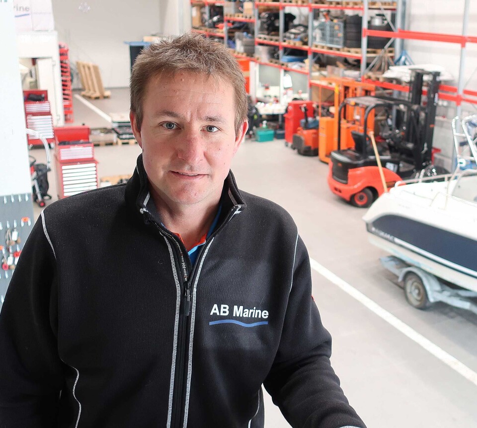 AB MARINE: Daglig leder Martin Barry-Berg holder god orden på verkstedet. AB MARINE: Daglig leder Martin Barry-Berg holder god orden på verkstedet.