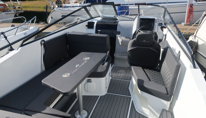 Northmaster 685 Cruiser. Northmaster 685 Cruiser.