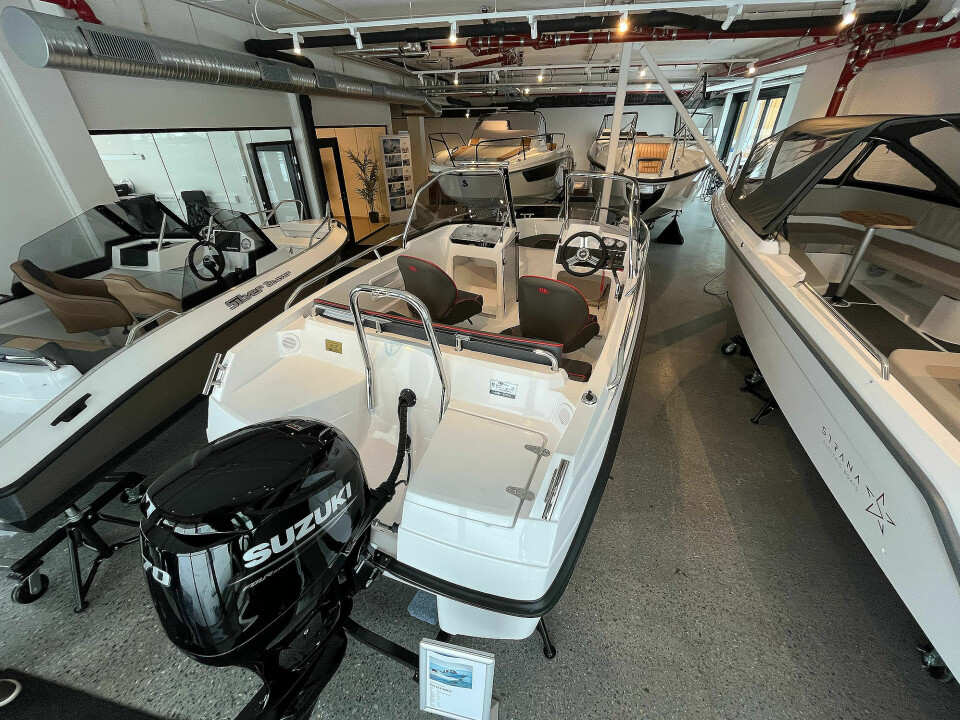 UTVALG: W-Yachts selger aluminiumsbåter fra Silver, og prisgunstige skjærgårdsjeeper fra HR. Du finner også Beneteau-båter i selskapets nye lokaler i Vollen.