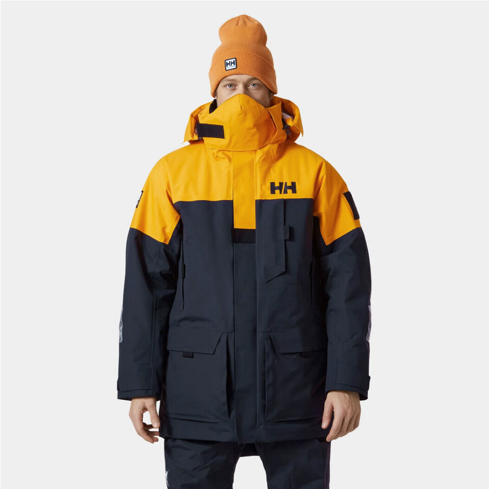 Arctic Ocean Parka fra Helly Hansen for kalde vinterseilaser. Arctic Ocean Parka fra Helly Hansen for kalde vinterseilaser.